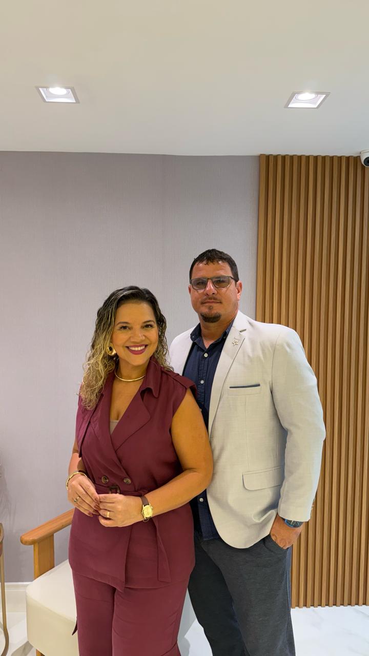 Tatiane Gonzalez e Bruno Simas - Especialistas em Seguros